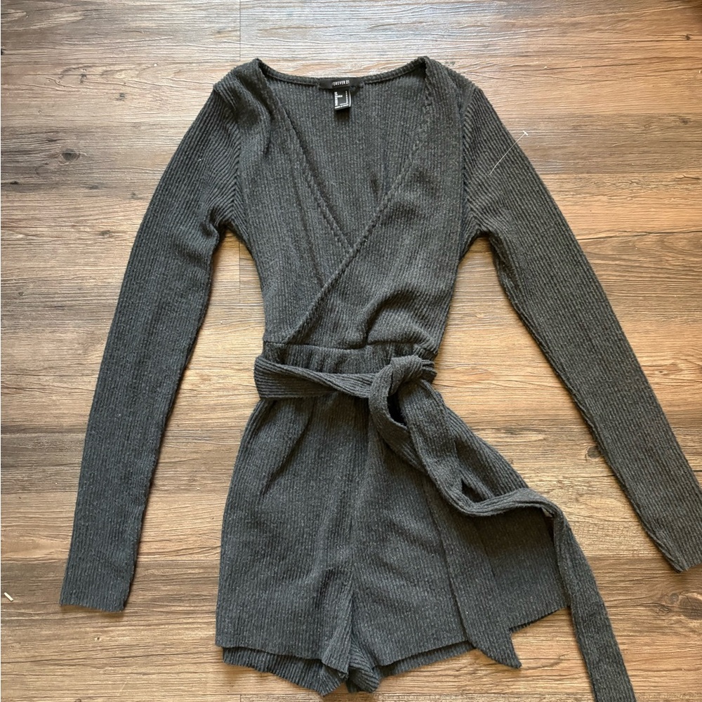 Forever 21 Charcoal Gray Ribbed Knit Romper